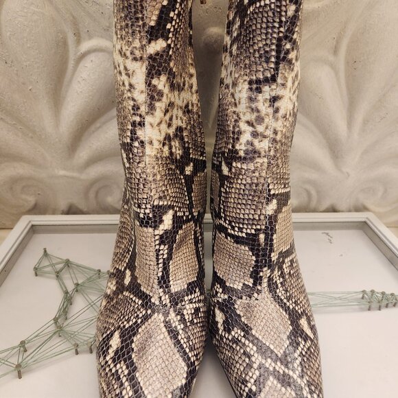 Franco Sarto "Briar" Grey Leather Heeled Boots. NIB. Size 10 - Picture 6 of 14